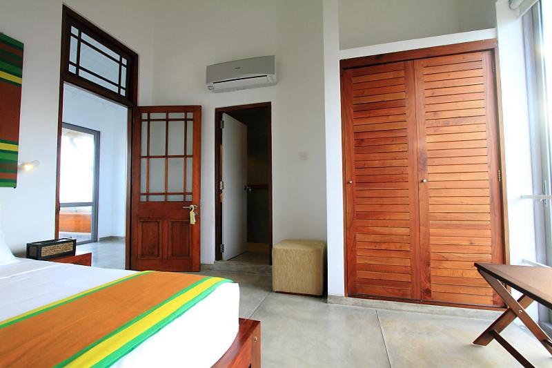 The Ocean Front By The Serendipity Collection Colombo Exterior photo